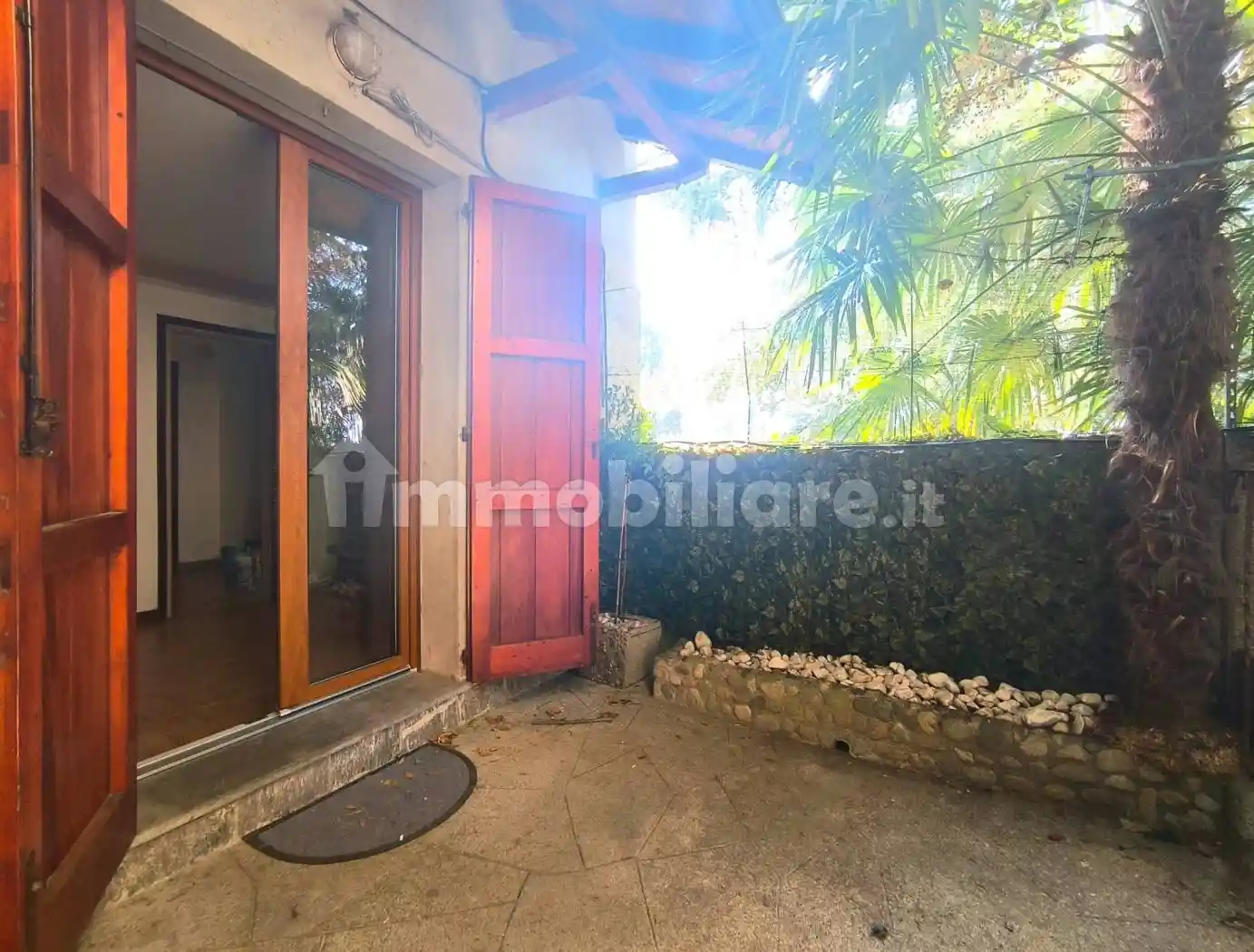 Casa indipendente in affitto a Cernobbio