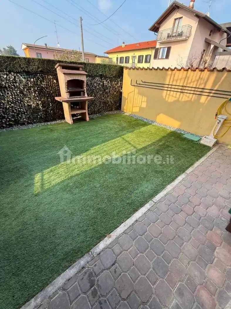 Appartamento in vendita a Cislago