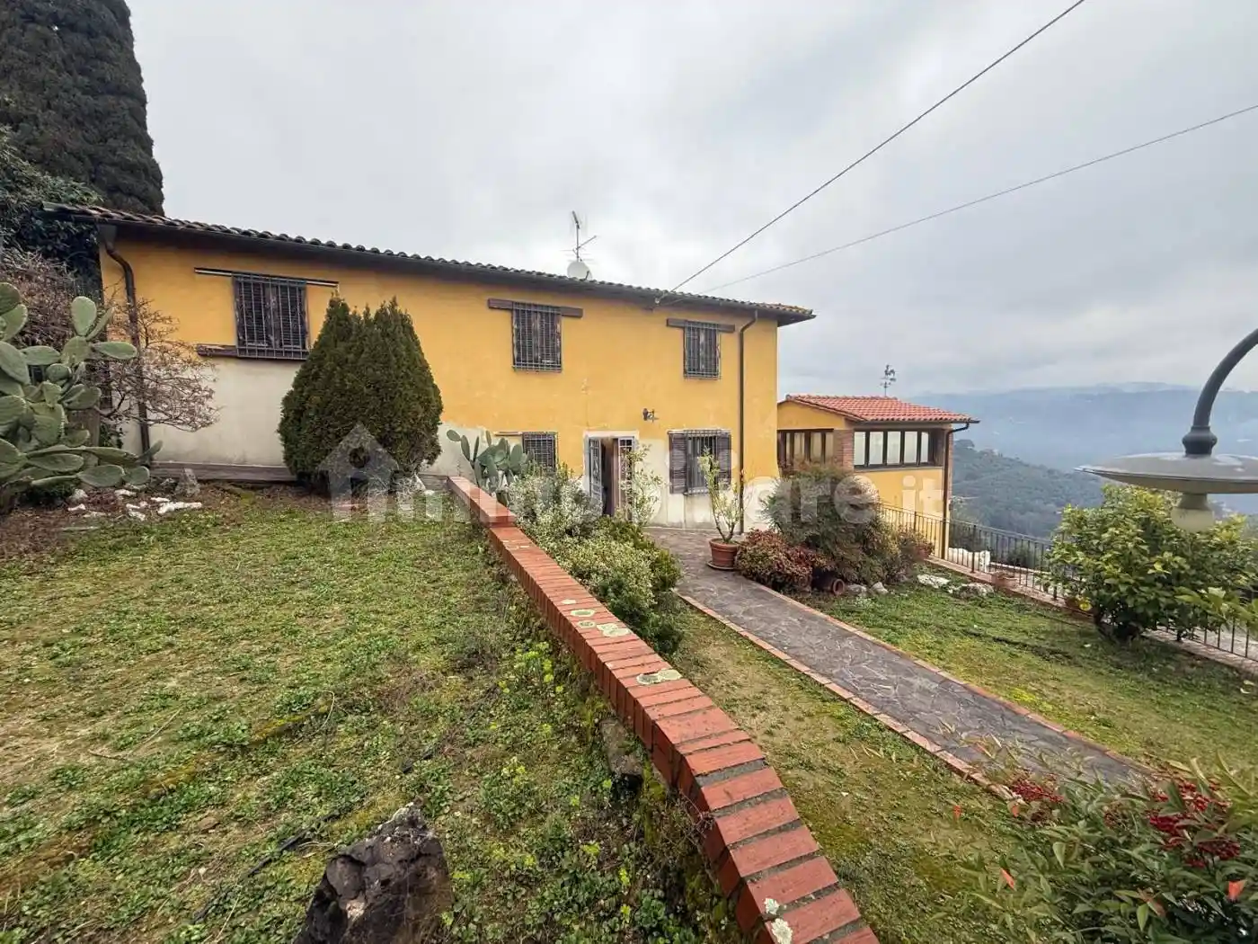 Villa in vendita a Pescia