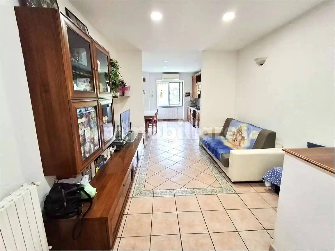 Appartamento in vendita a Lacchiarella