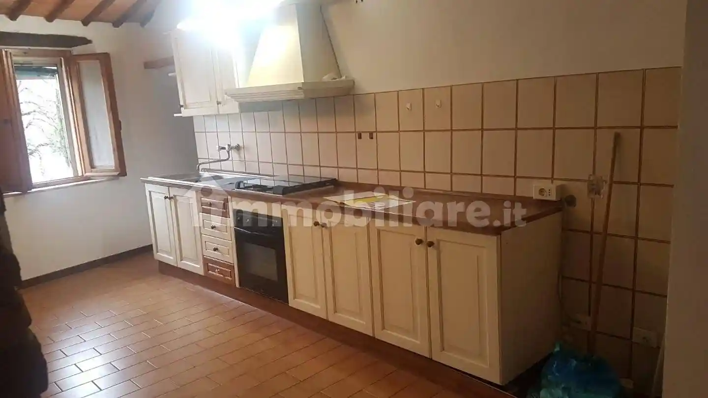 Appartamento in vendita a Casole d'Elsa