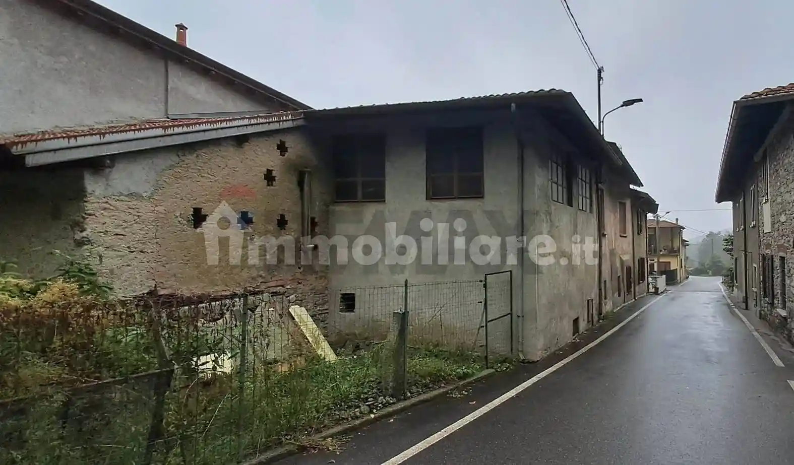 Casa indipendente in vendita a Vergiate