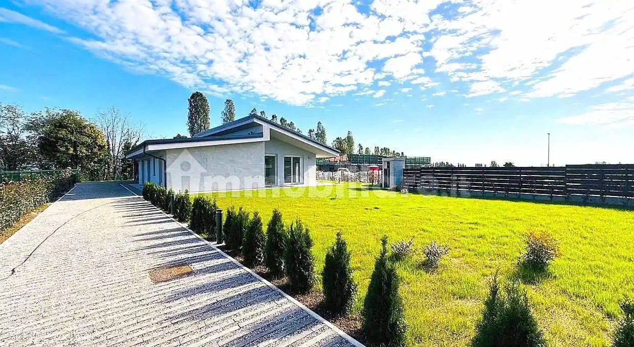 Villa in vendita a Tricesimo