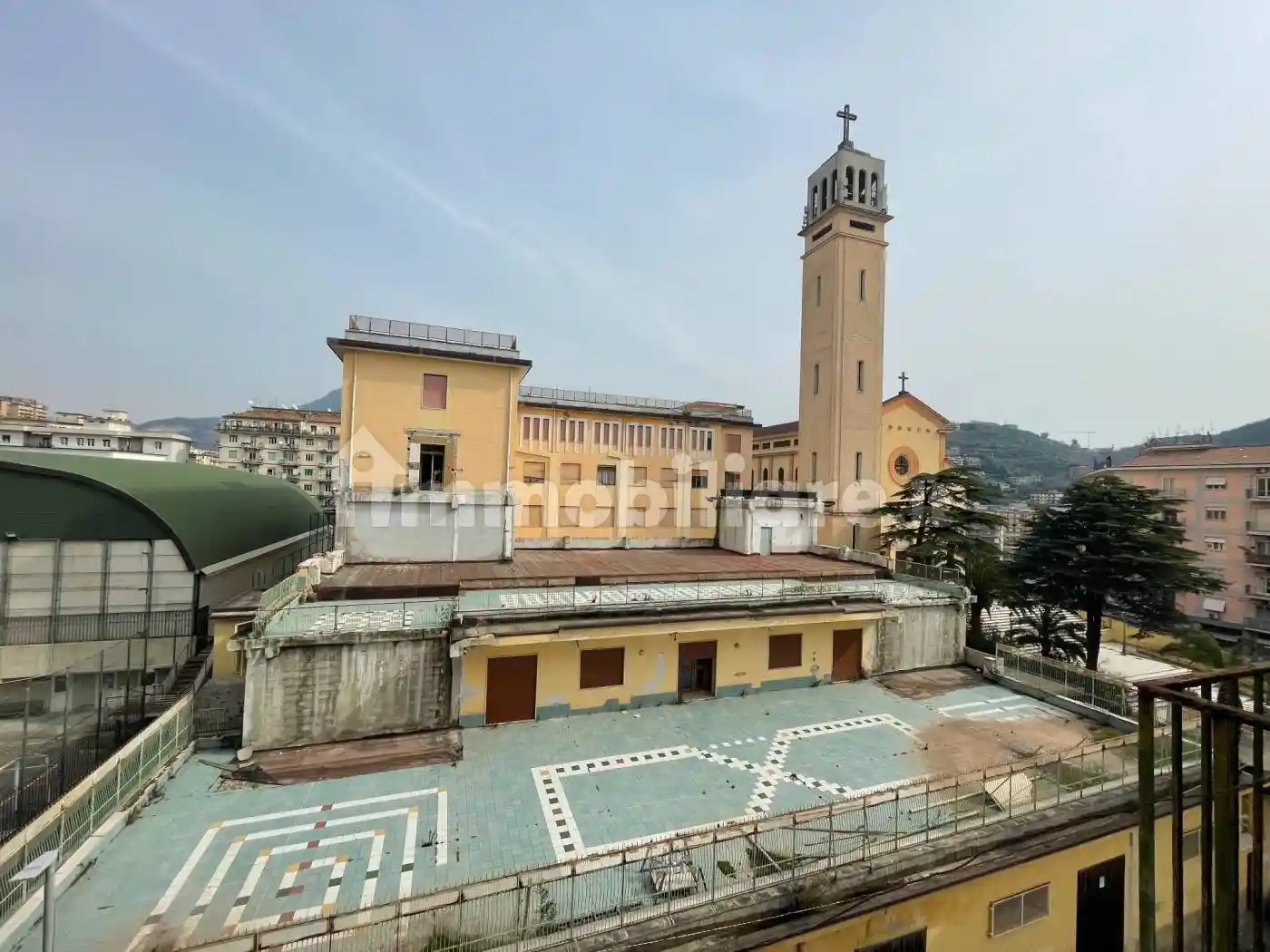 Appartamento in vendita a Salerno