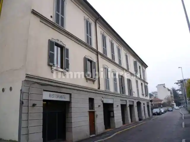 Appartamento in affitto a Monza