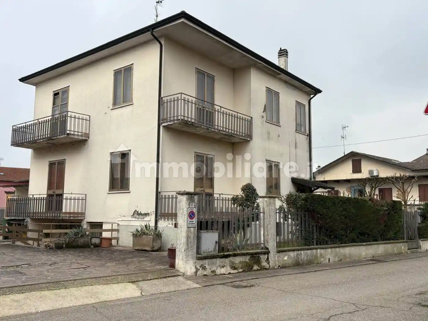 Casa indipendente in vendita a Roverbella