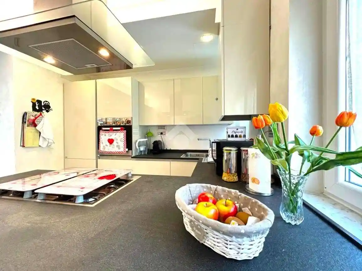 Appartamento in vendita a Genova