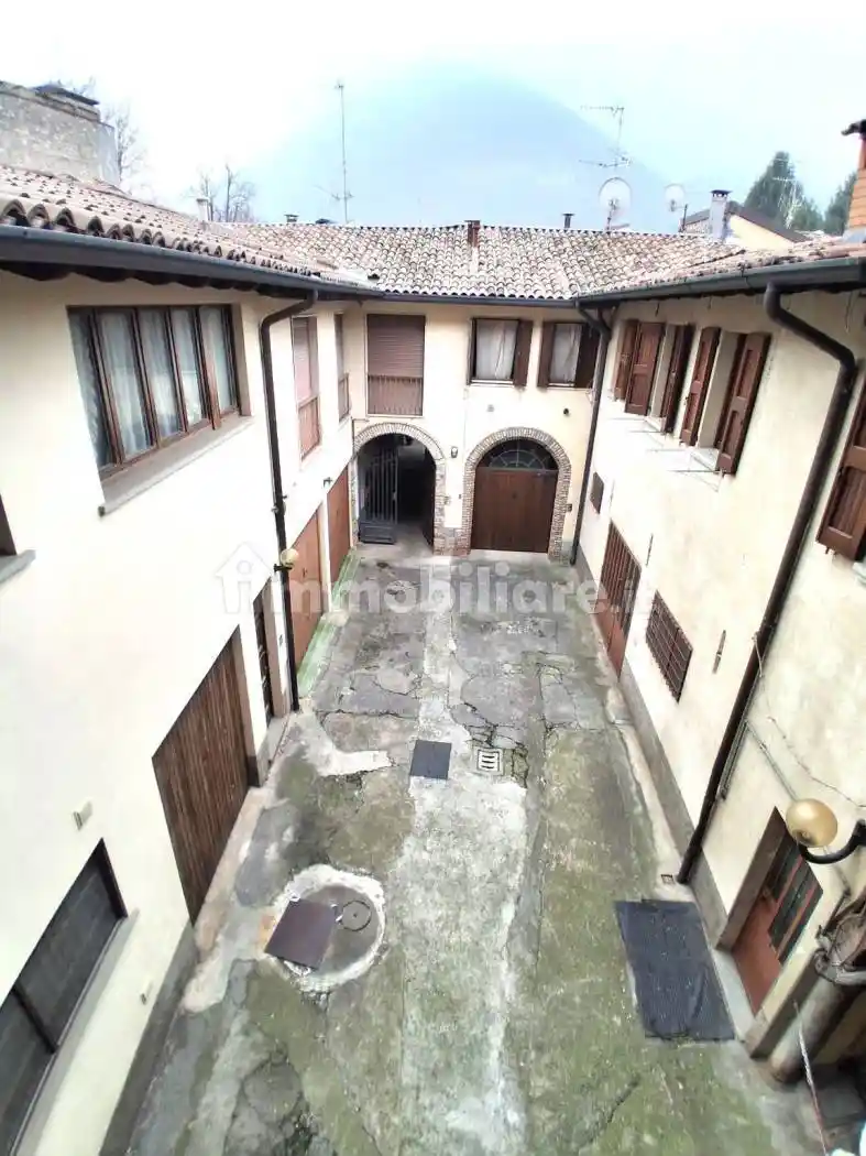 Appartamento in vendita a Albino