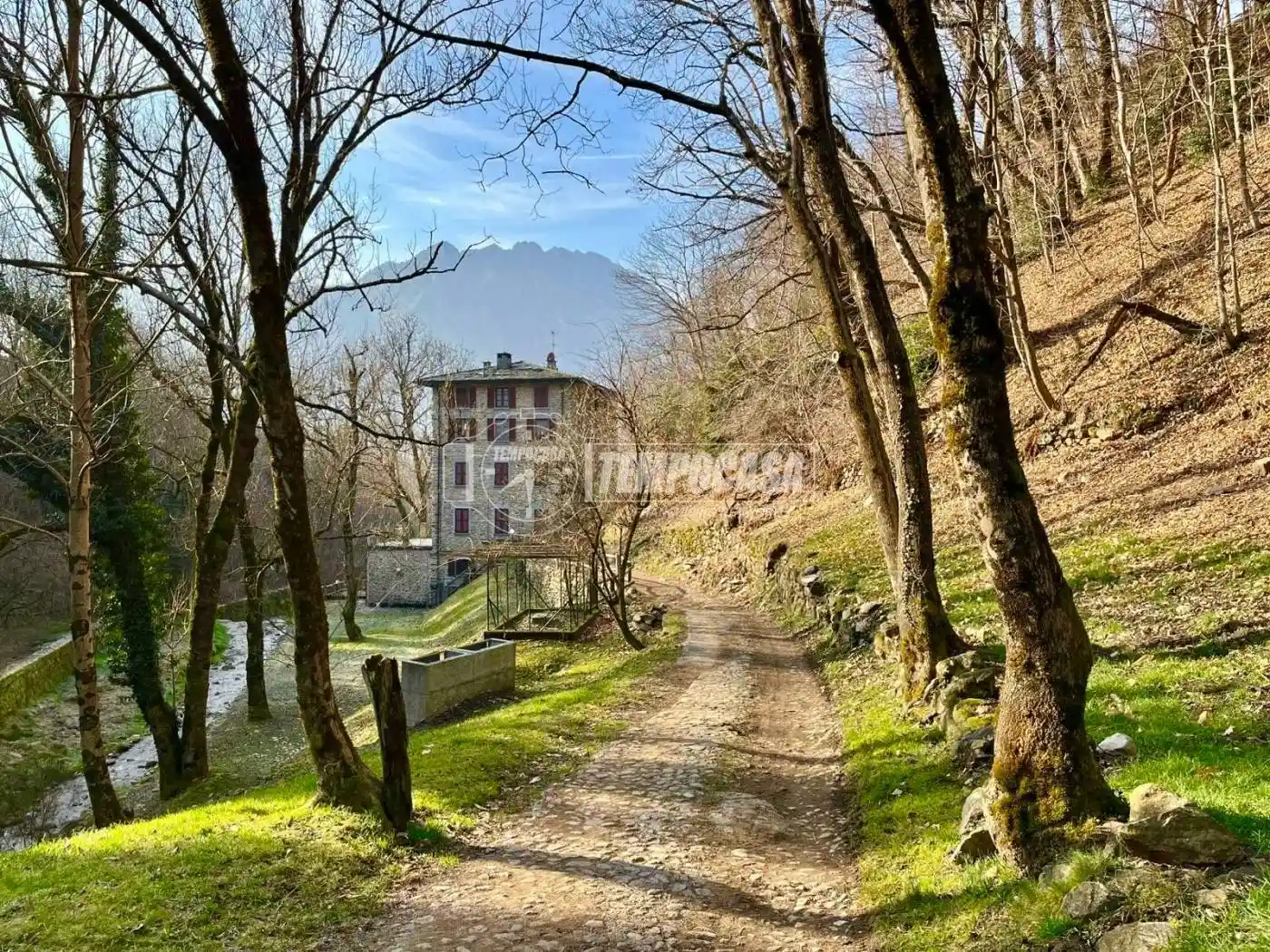 Appartamento in vendita a Margno