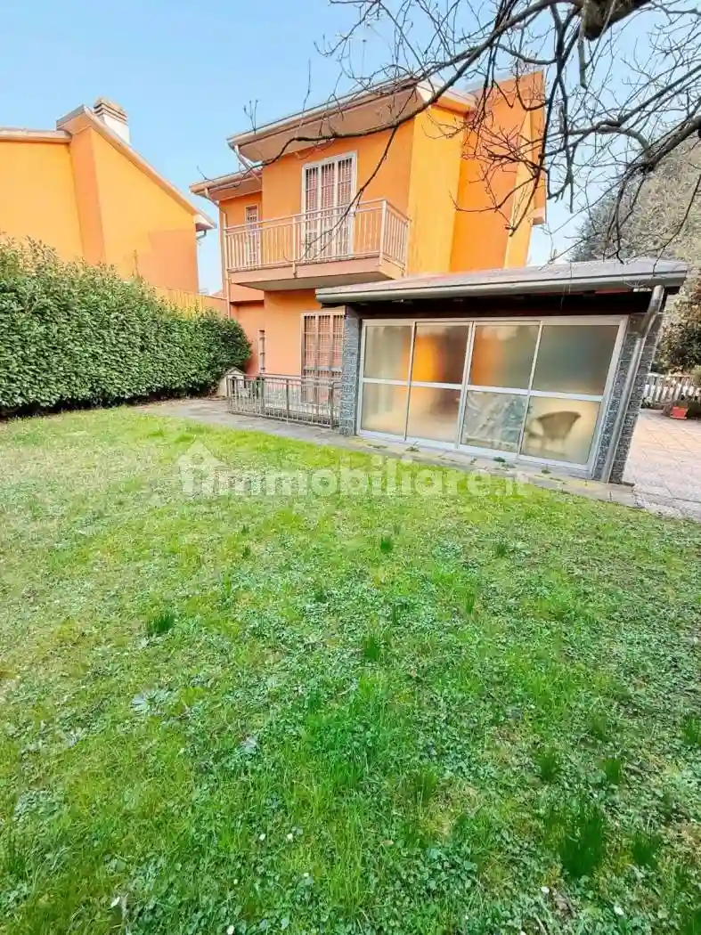 Villetta a schiera - foto 2