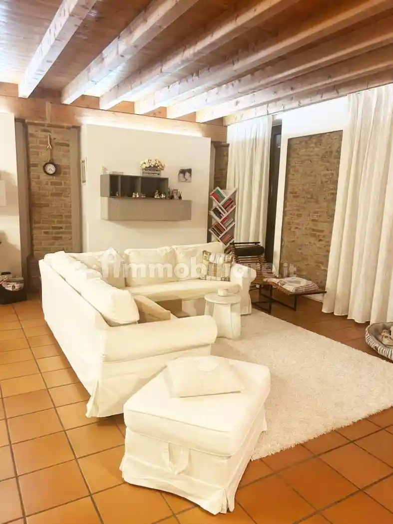 Appartamento in vendita a Vimercate