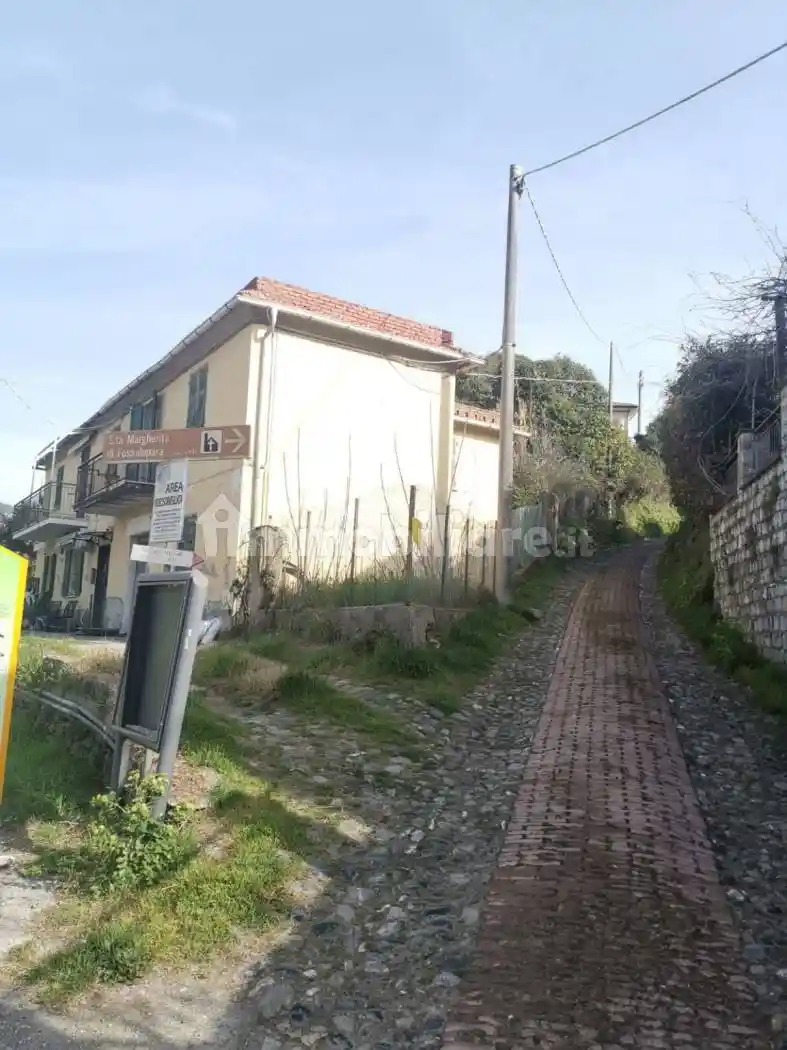 Casa indipendente in vendita a Sestri Levante