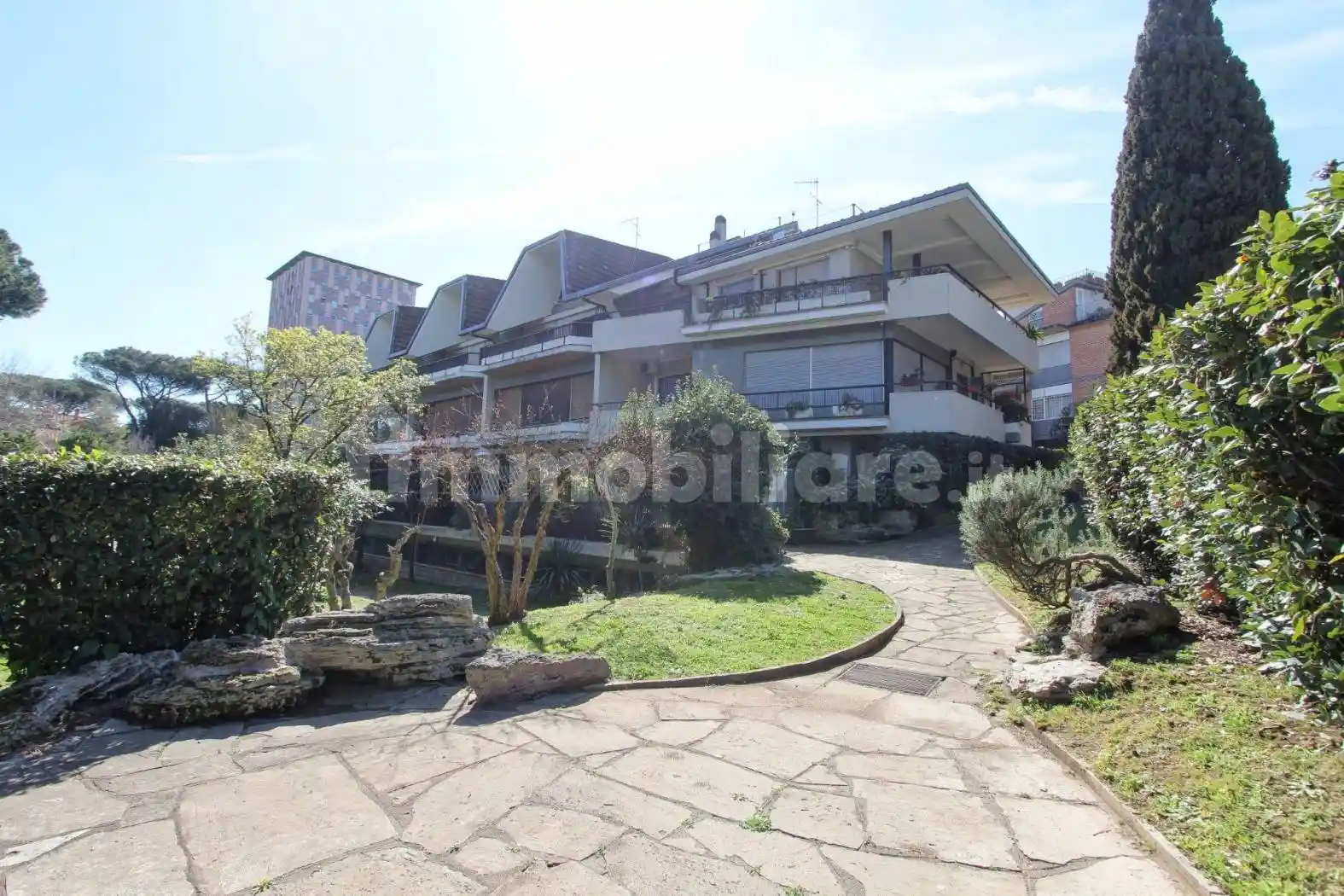 Appartamento in vendita a Roma