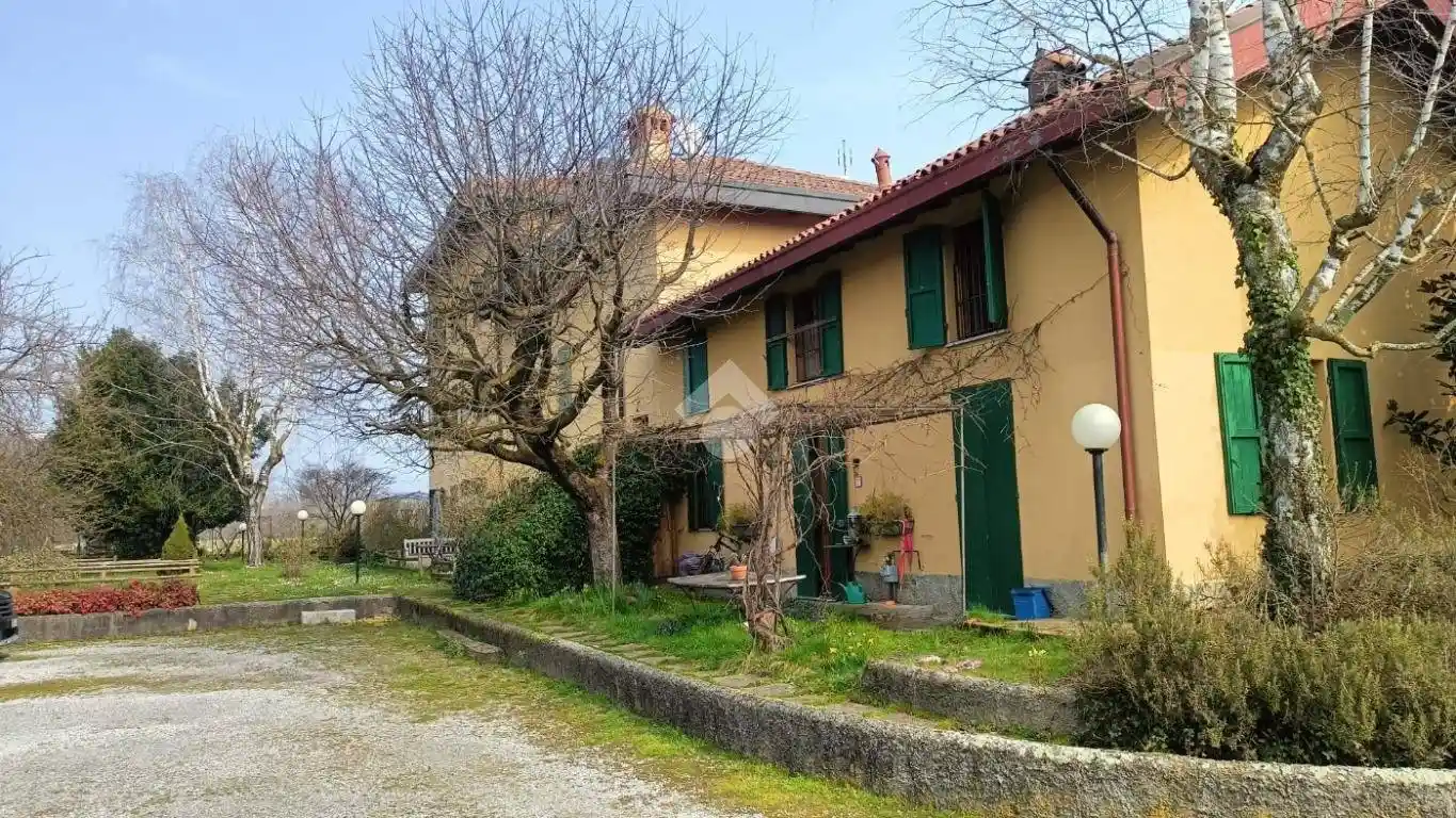 Appartamento in vendita a Osnago