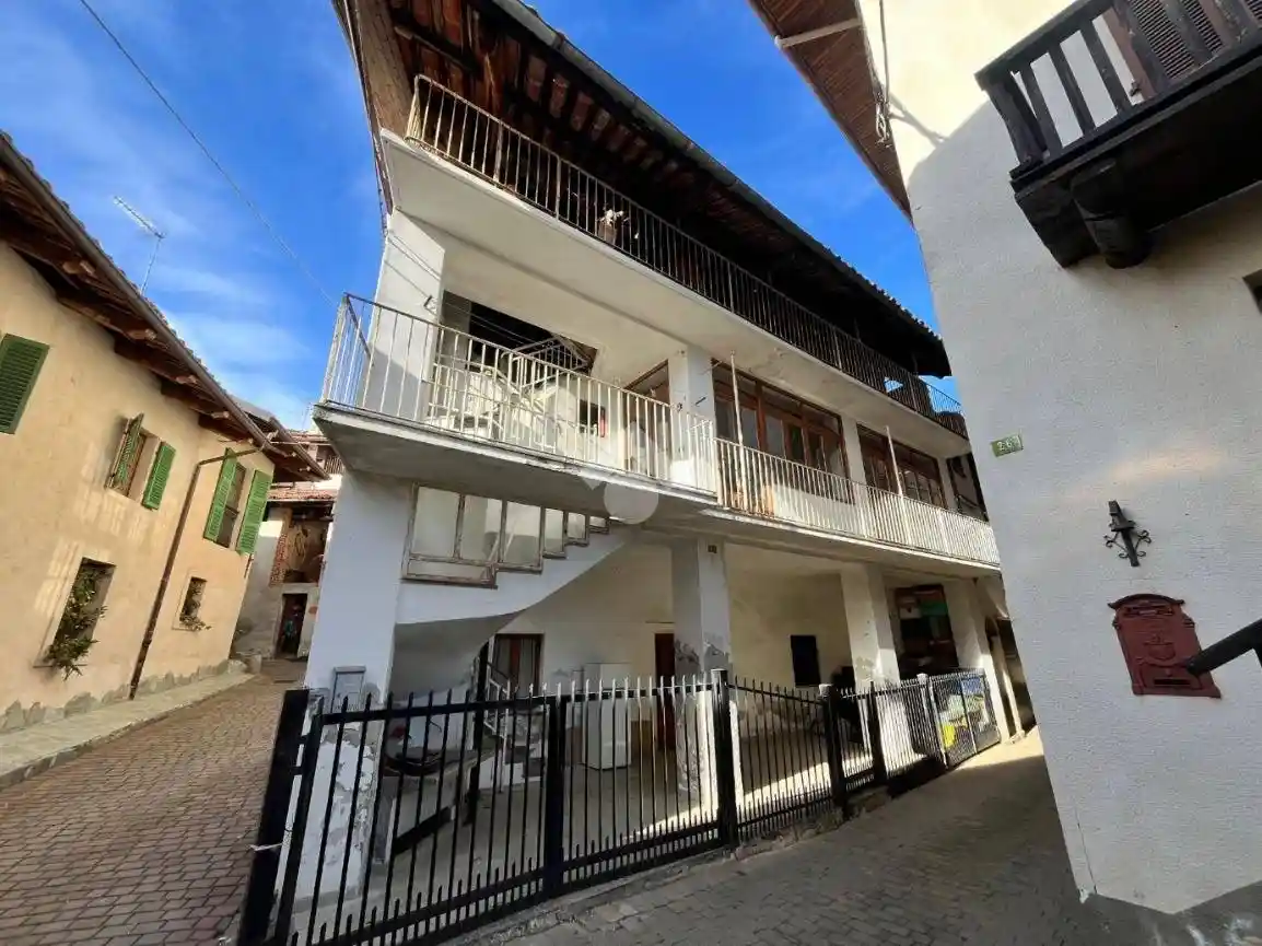 Casa indipendente in vendita a Castellamonte
