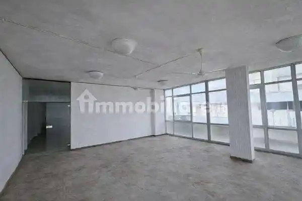 Palazzo - Edificio in vendita a Rimini