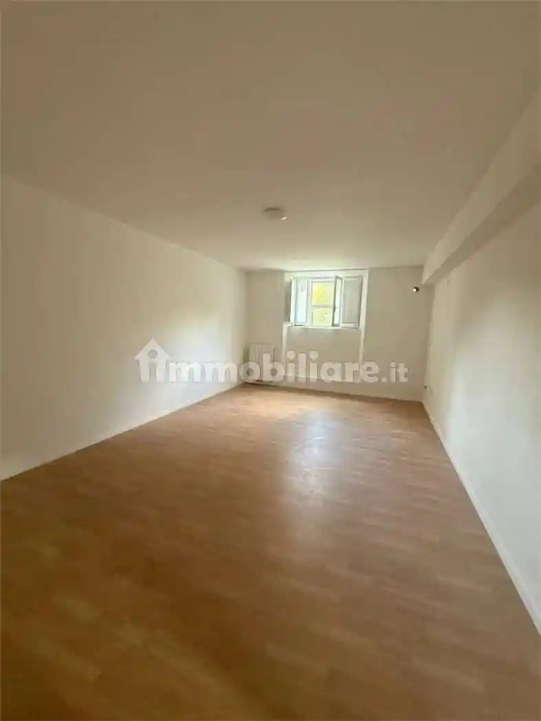 Appartamento in vendita a Falconara Marittima