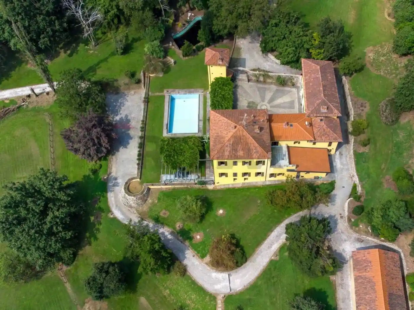 Villa in vendita a Pombia