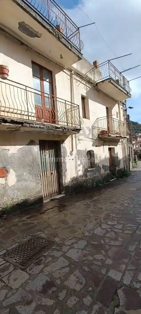 Casa indipendente in vendita a Pagliara