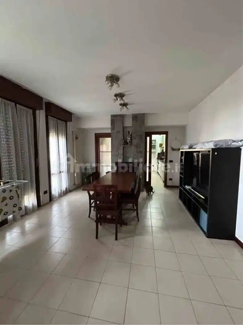 Villa in vendita a Trivolzio