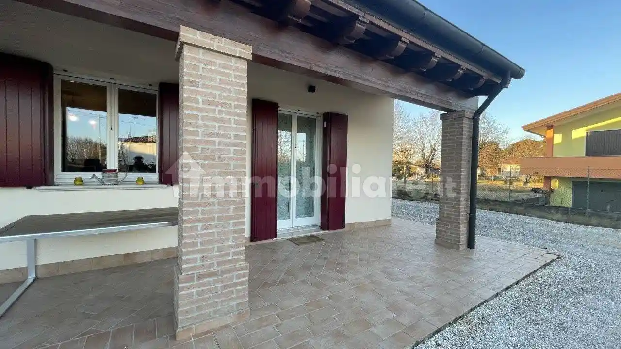 Villa in vendita a Legnaro