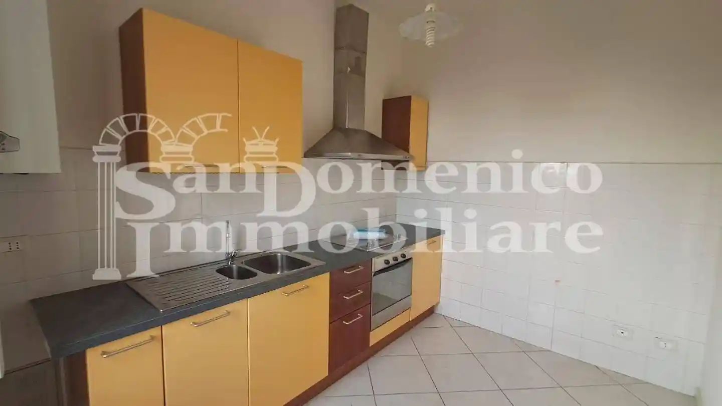 Appartamento in affitto a Cascina