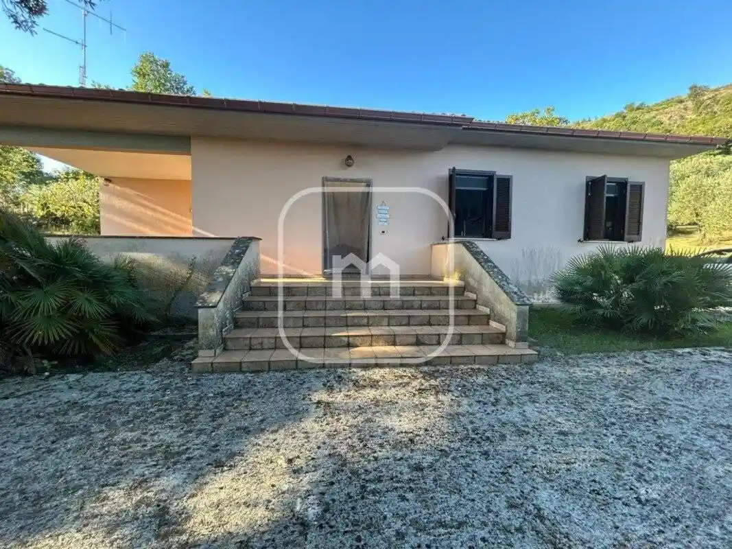 Villa in vendita a Artena