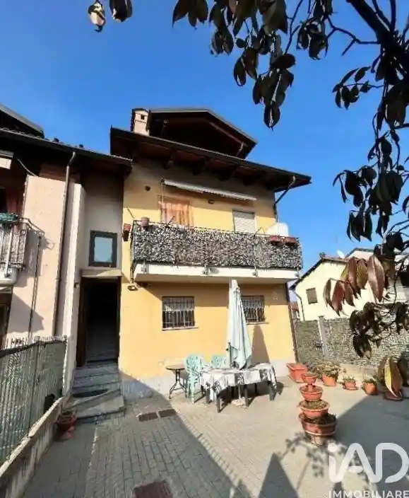 Appartamento in vendita a Scalenghe