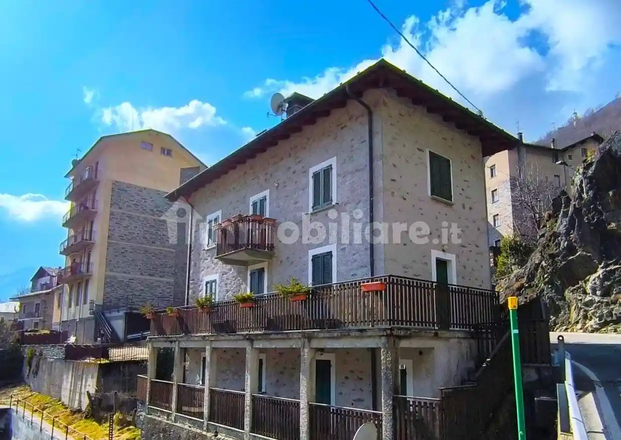 Appartamento in vendita a Chiesa in Valmalenco