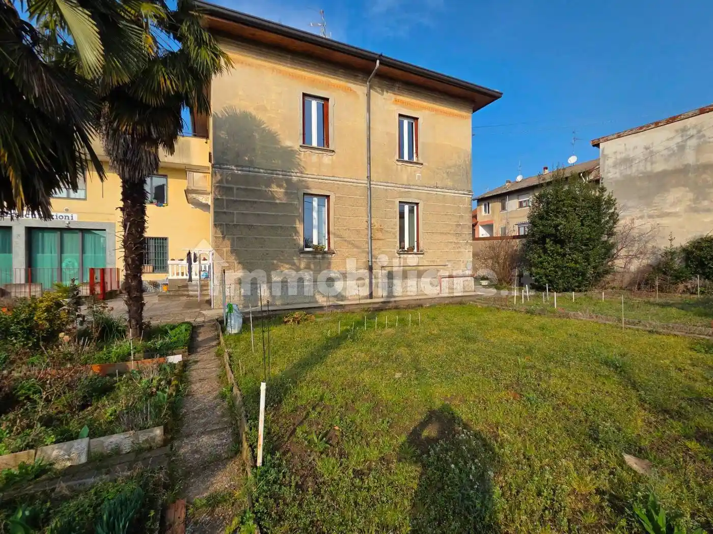 Appartamento in vendita a Lomazzo