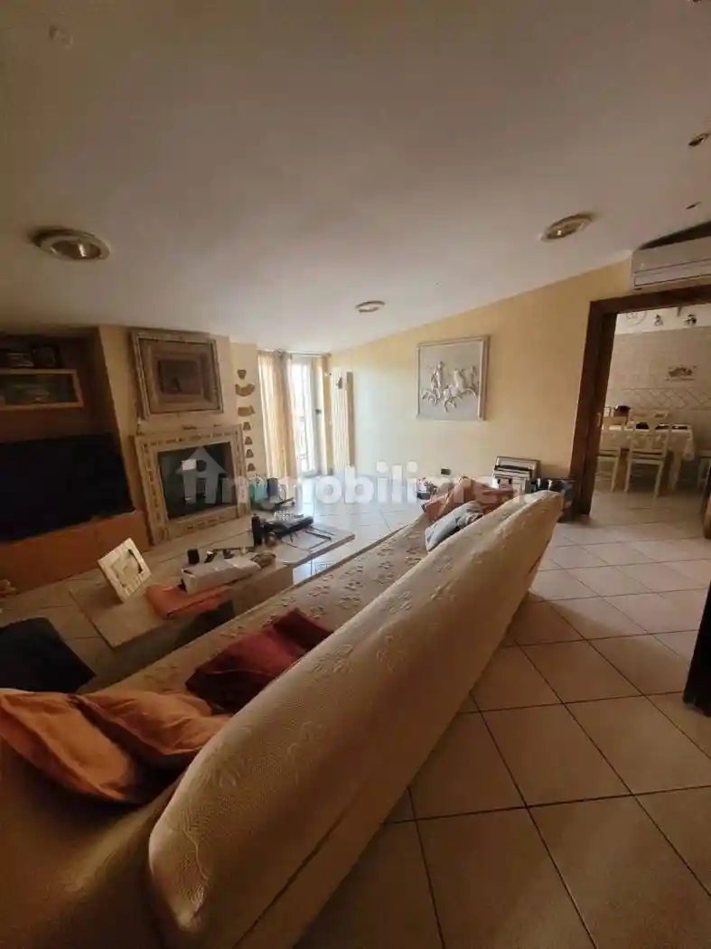 Appartamento in affitto a Guidonia Montecelio