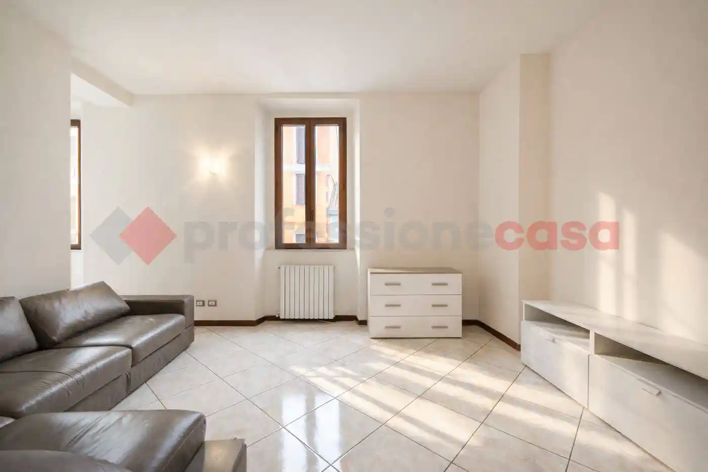 Appartamento in affitto a Arona