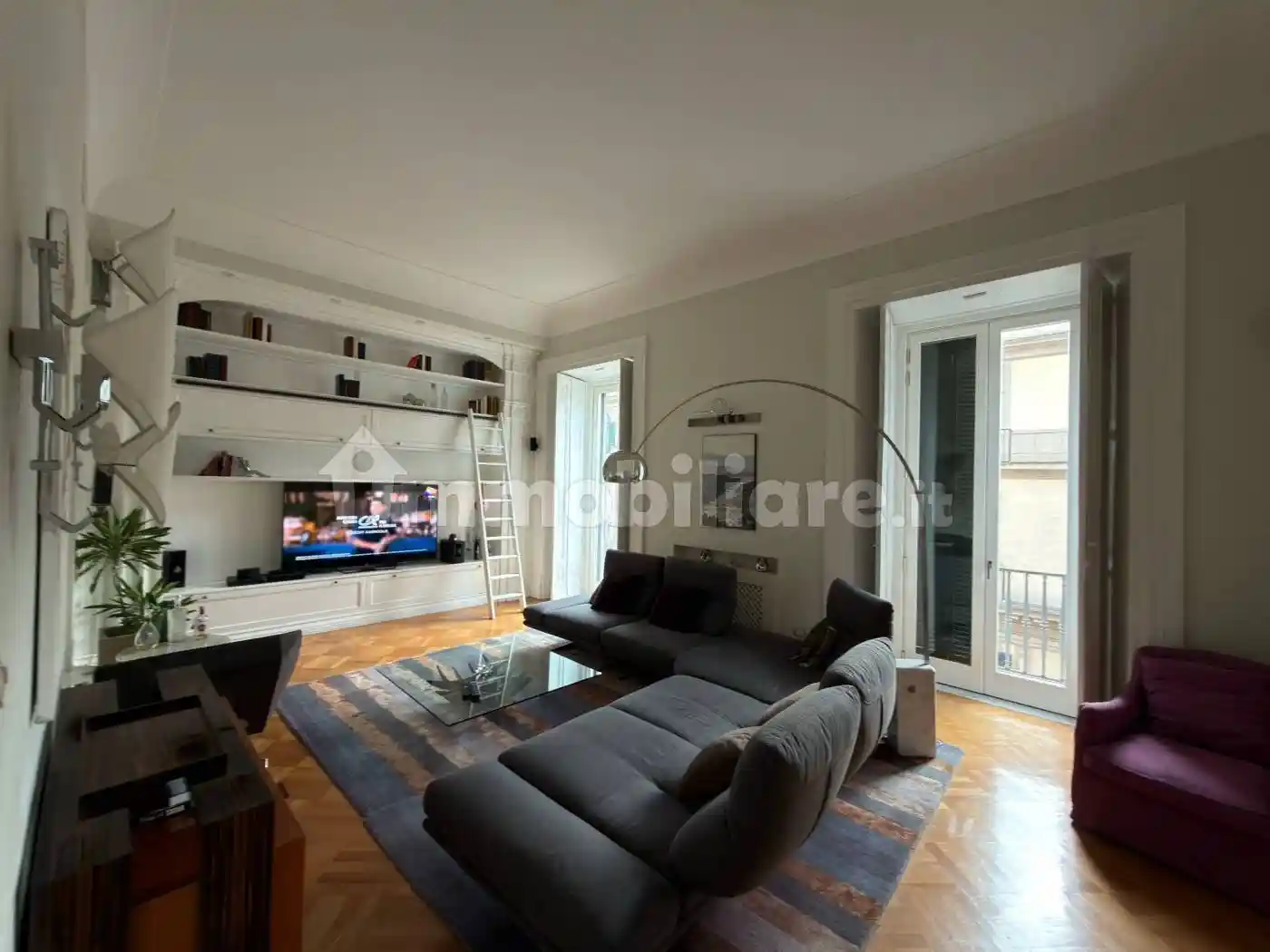 Appartamento in affitto a Napoli