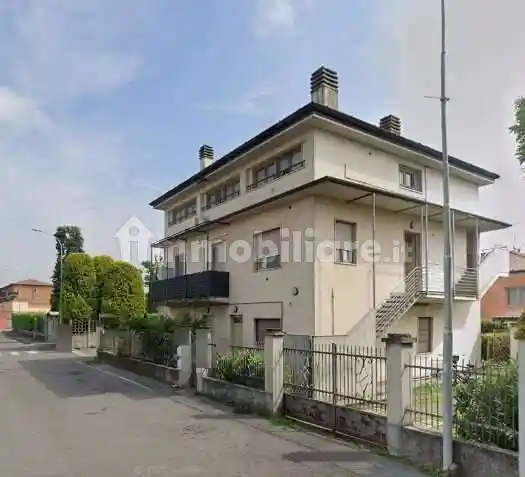 Appartamento in vendita a Casirate d'Adda