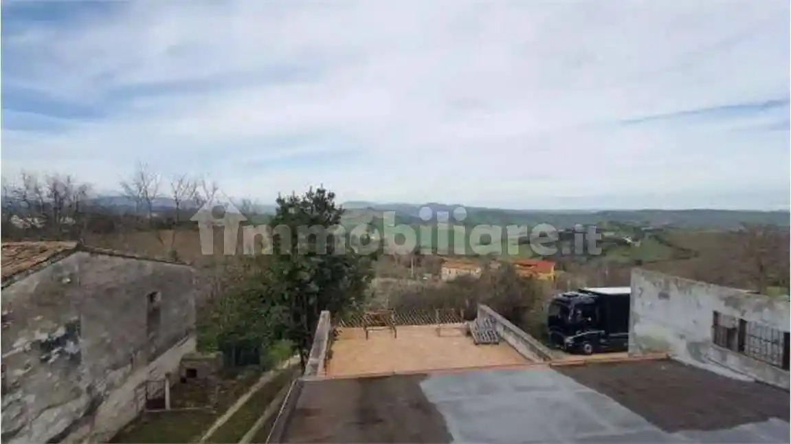 Appartamento in vendita a Terre Roveresche