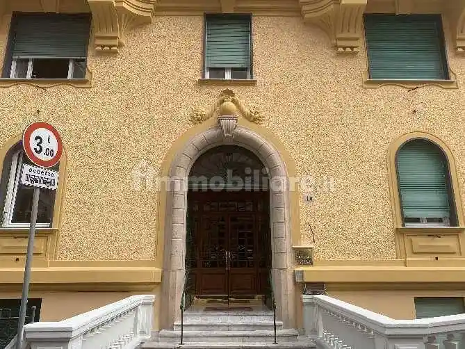 Appartamento in affitto a Genova