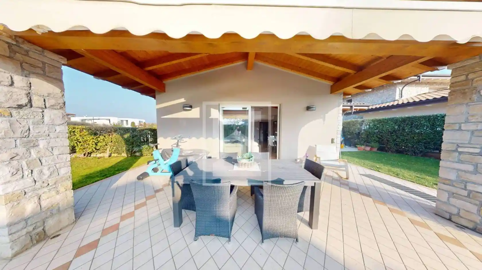 Villa in vendita a Manerba del Garda