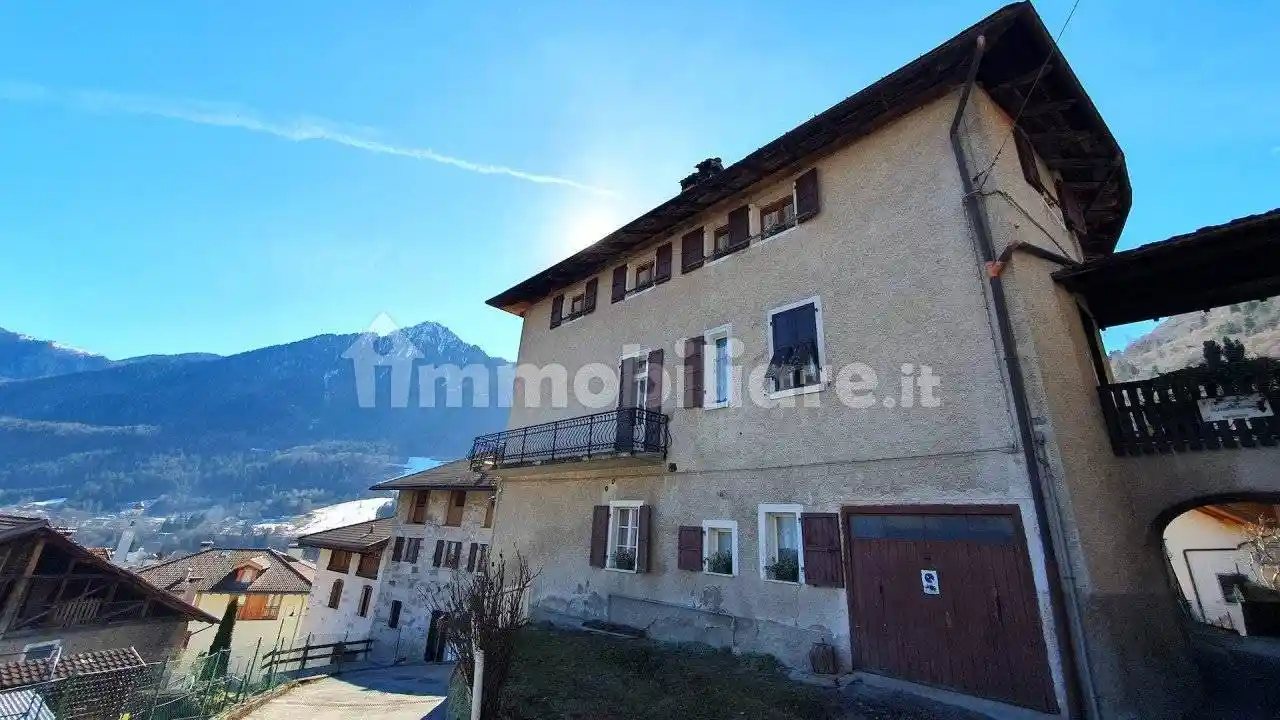 Casa indipendente in vendita a Tione di Trento