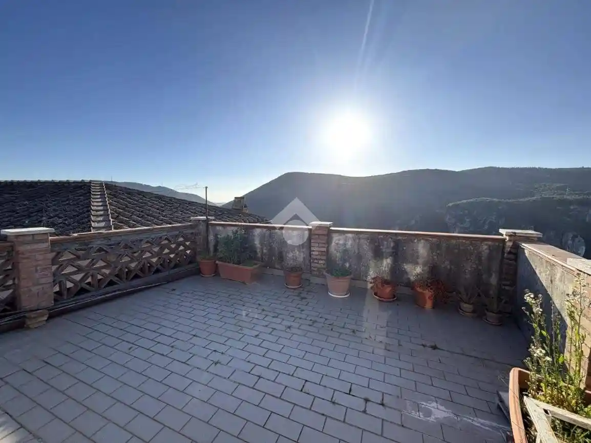 Appartamento in vendita a Narni