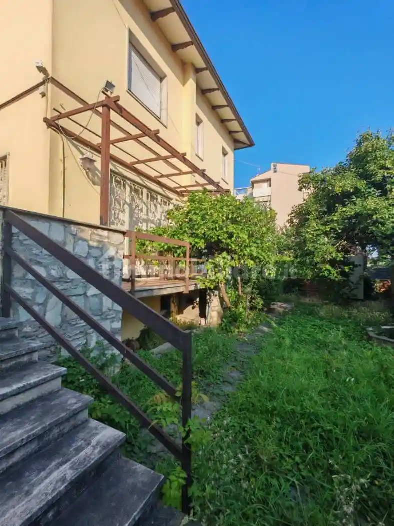 Villetta a schiera in vendita a Carrara