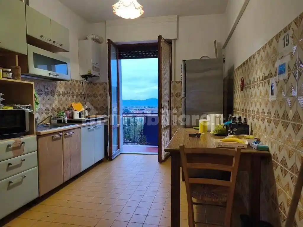 Appartamento in vendita a Carrara