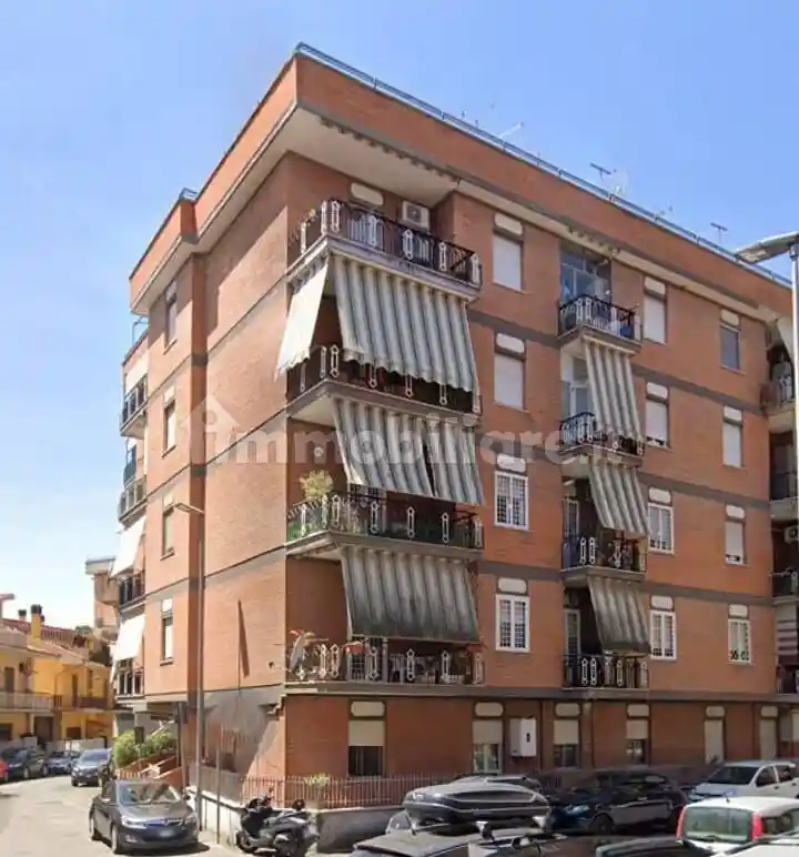 Appartamento in vendita a Guidonia Montecelio