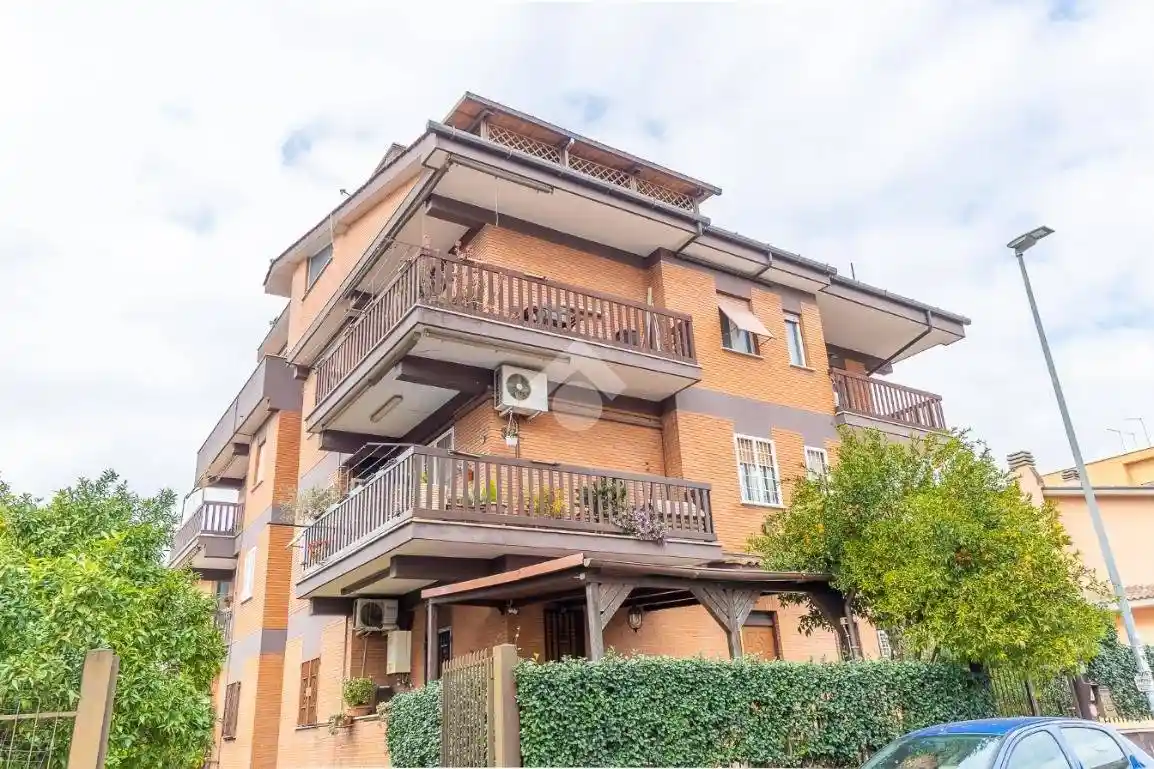 Appartamento in vendita a Guidonia Montecelio