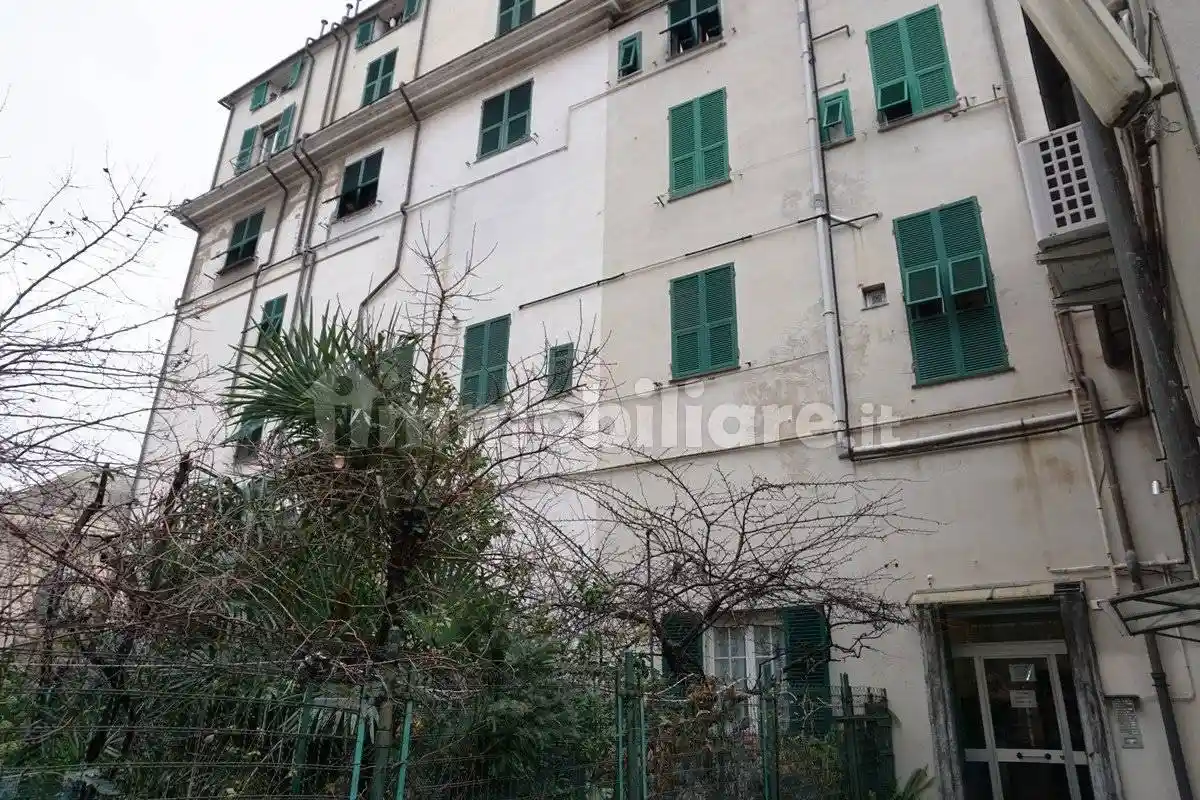 Appartamento in vendita a Genova
