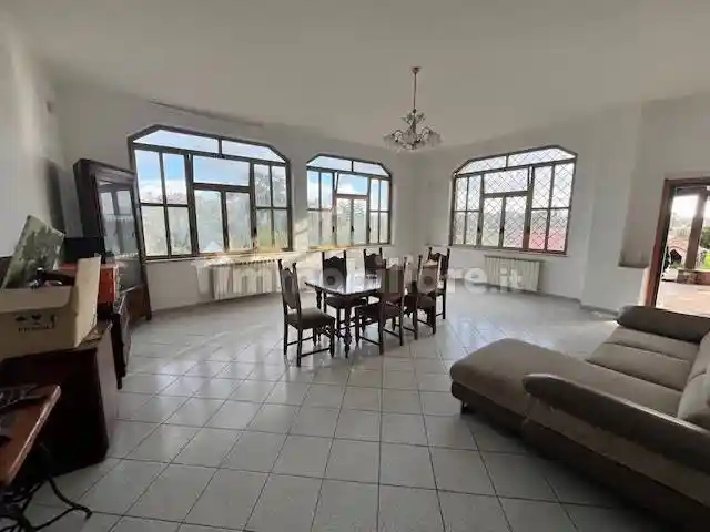 Villa in vendita a Albano Laziale