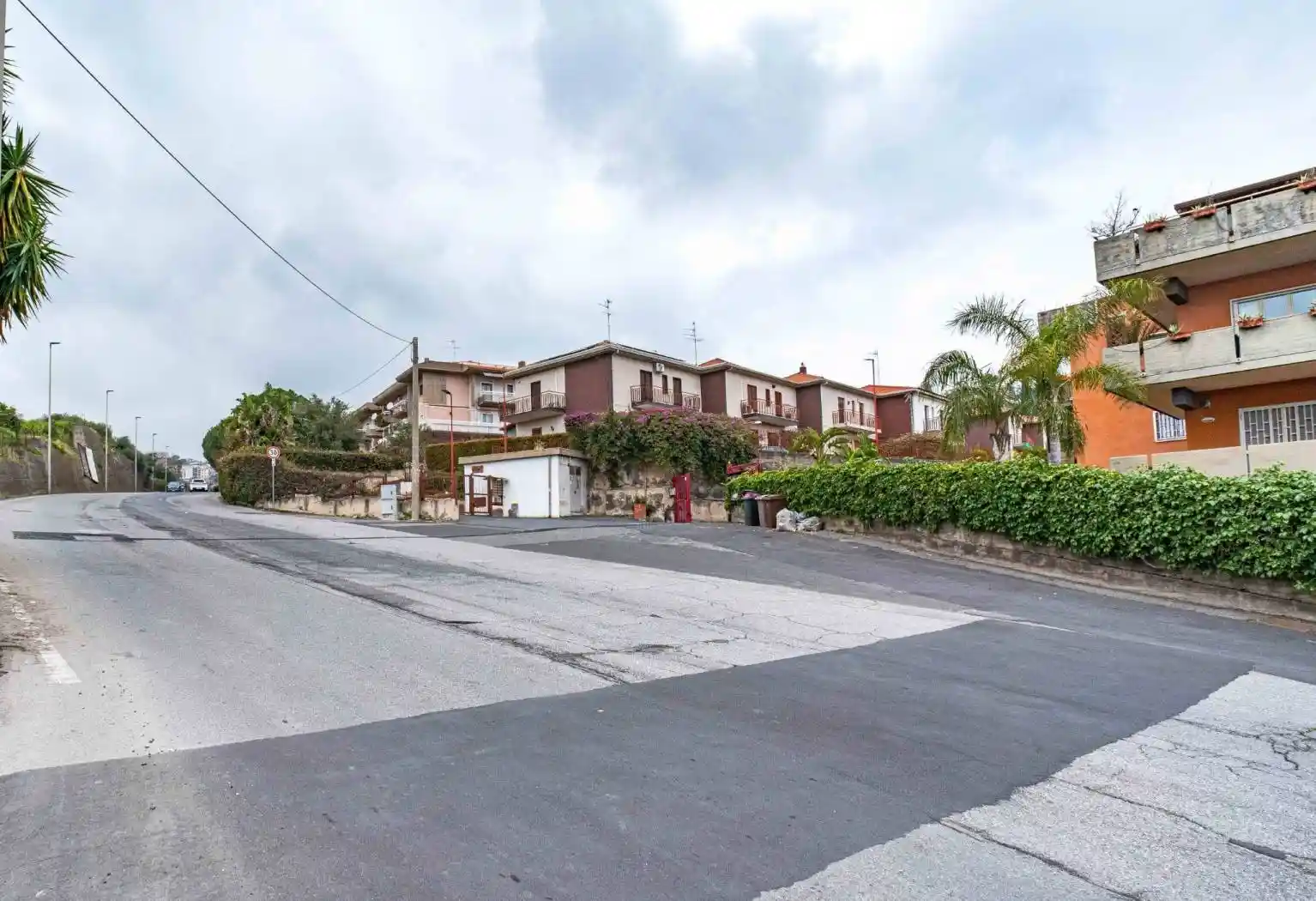 Appartamento in vendita a Aci Castello