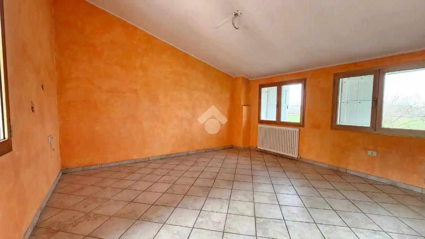 Appartamento in vendita a Montecchio Emilia