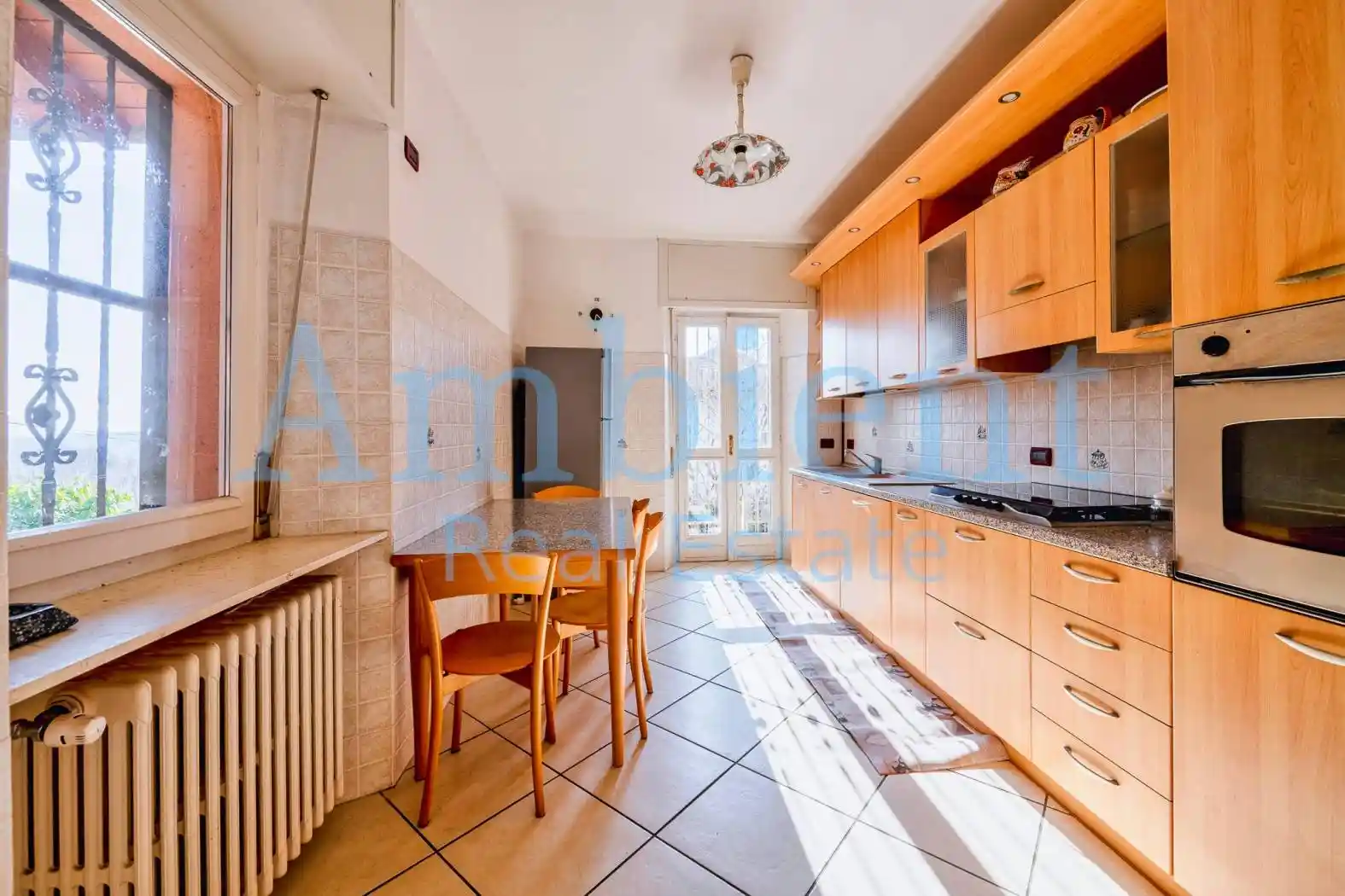 Villa in vendita a Nebbiuno