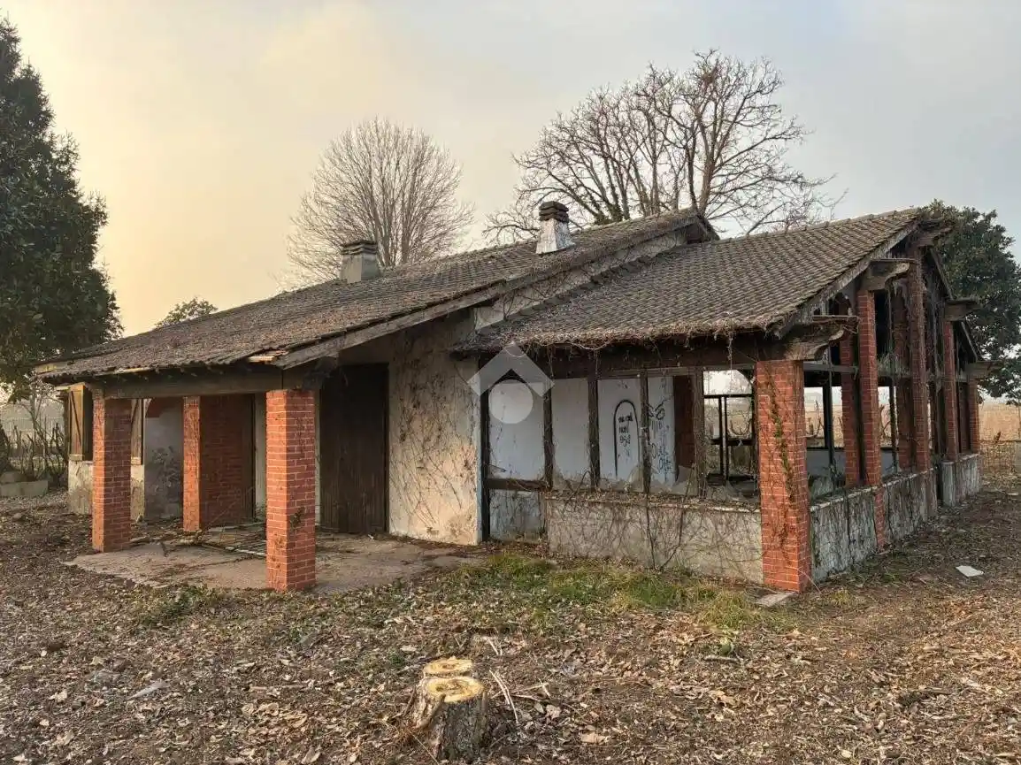 Villa in vendita a Corbetta