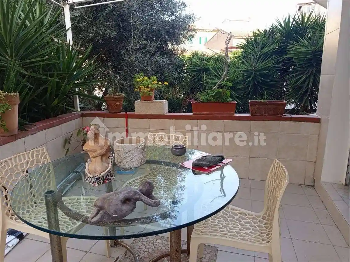 Appartamento in vendita a Livorno